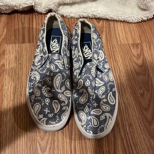 Paisley vans